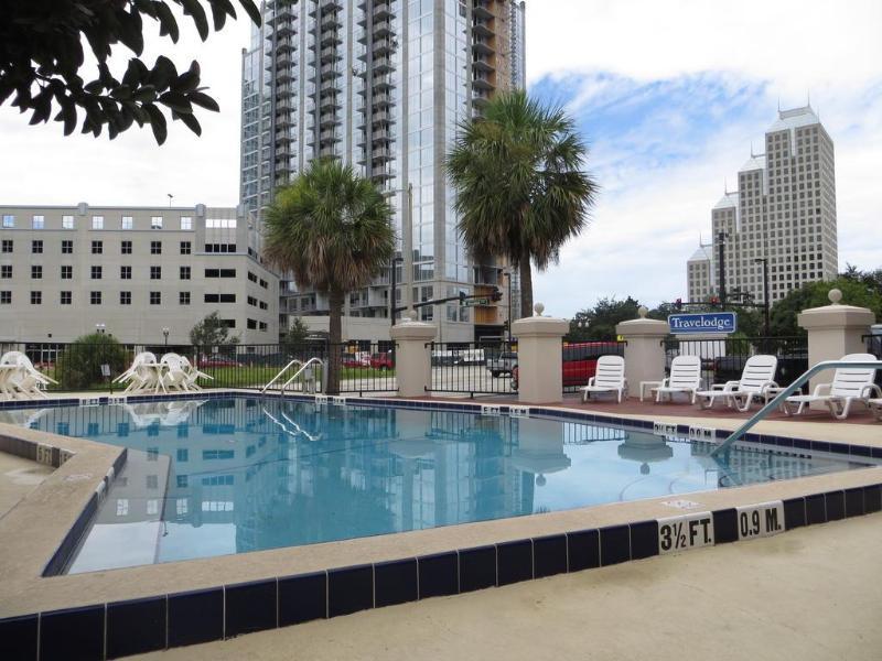 Travelodge By Wyndham Orlando Downtown Centroplex Exterior photo