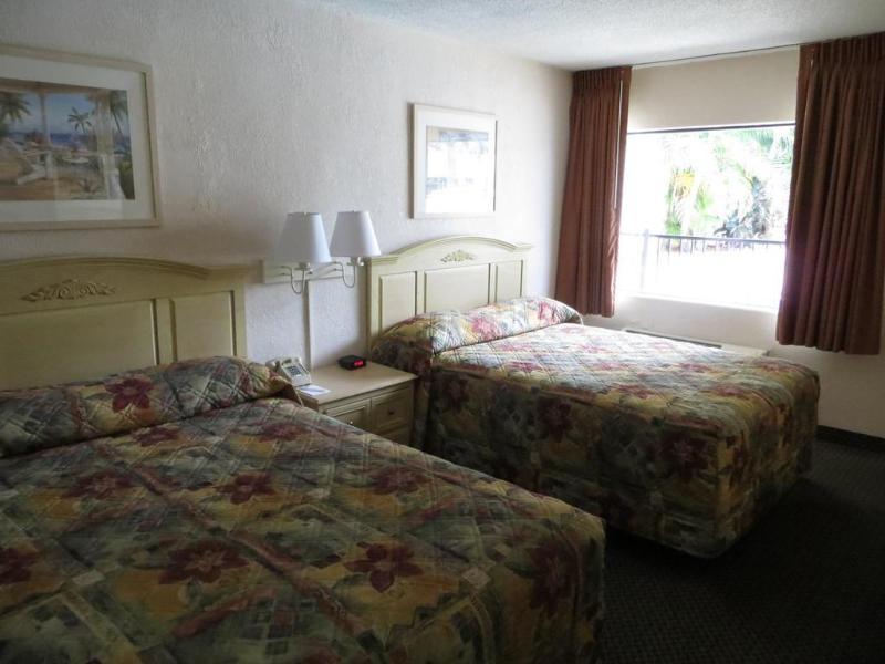 Travelodge By Wyndham Orlando Downtown Centroplex Exterior photo
